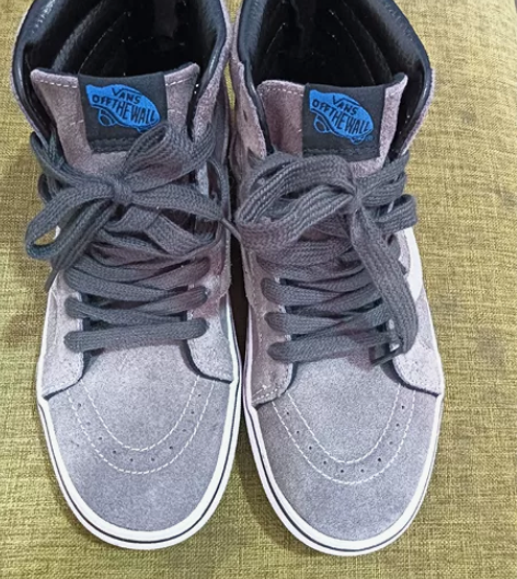 万斯女鞋37码，余文乐同款，九新！质感老好...