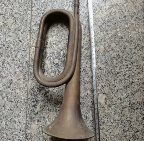 军号，带“永远忠于毛主席”款，60年左右 ...