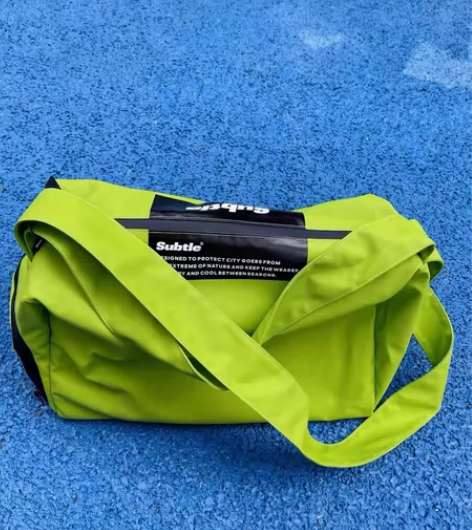 【捡漏】SUBTLE AWAY健身包手提运...