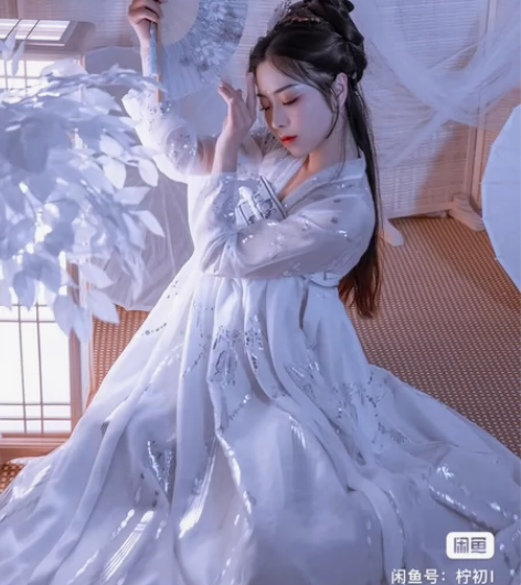 艺缕原创春夏款传统汉服女齐胸襦裙白色日常清...