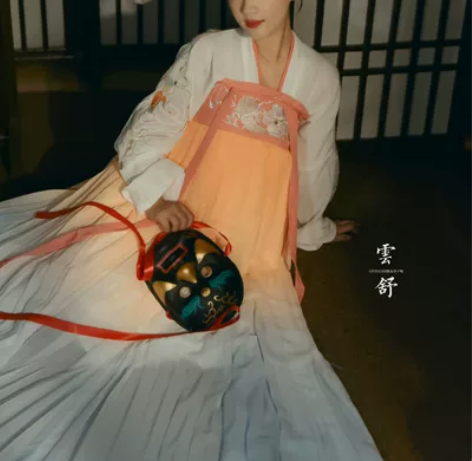 仙楚姬大鱼海棠大全套M码几乎全新，只在家洗...