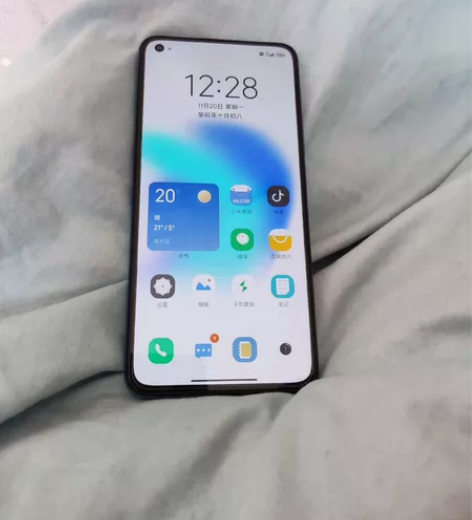 小米11青春版，几乎全新，演示机，屏幕轻微...