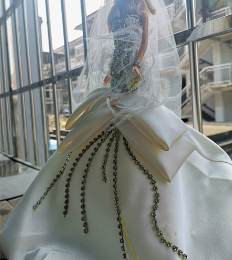 超美的婚礼娃娃，不是很矮的，是比较大的 除...