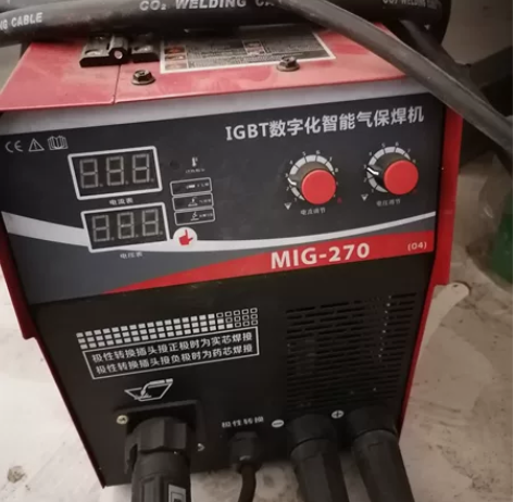 双电压二保焊机，有气无气都可以诚者价优 感...