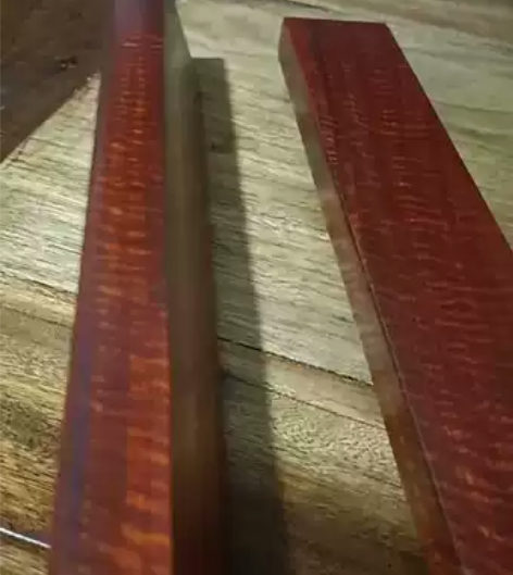 印度小叶紫檀镇尺一对。大概尺寸356*48...