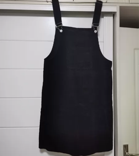 黑色灯芯绒背带裙 几乎全新 包邮包邮包邮