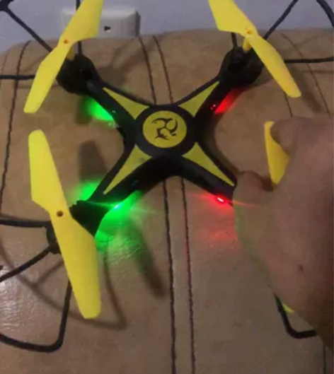 遥控飞机一个 感兴趣的话点“我想要”和我私...