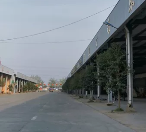 ?无人机，航拍，两块续航电池 感兴趣的话点...