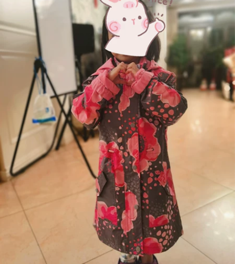 外贸原单 儿童女童冲锋衣135码 偏大，对...