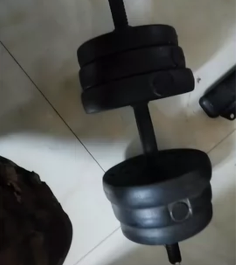 闲置包胶哑铃一套，品牌:RUNWE朗威可做...