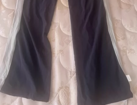 nike运动裤，155，专柜购入 感兴趣的...