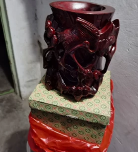 梨木笔筒，店铺转让留下的，全新工艺品 感兴...