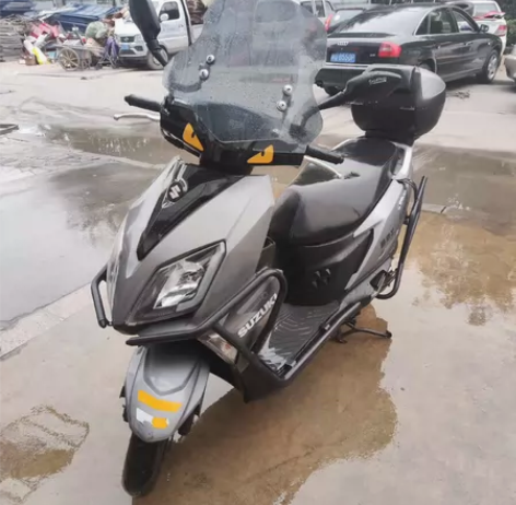 铃木UY125，22年10月上牌，一万公里...