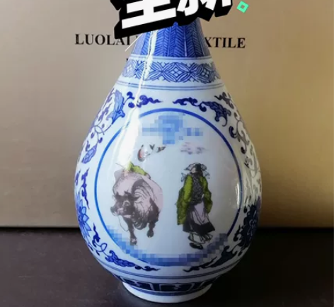 青花老瓷瓶摆件 青花开光,呈现田园风光,诗...