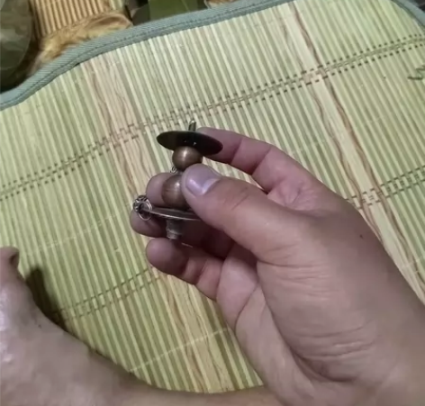 老人留下的纯手工唢呐芯子，长度5.6cm。...