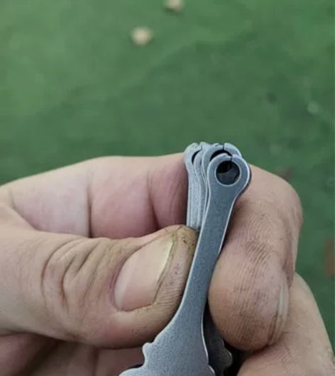 圣火令钥匙扣开瓶器饰品处理！304板材，线...