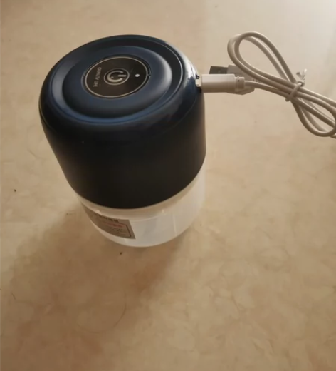 蒜泥神器电动打蒜器，仅用过一次，仅限南坊朴...