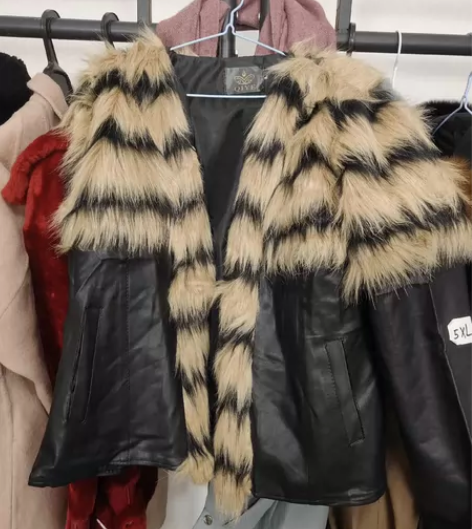 付运费免费送！！15元5件包邮！！！服装店...