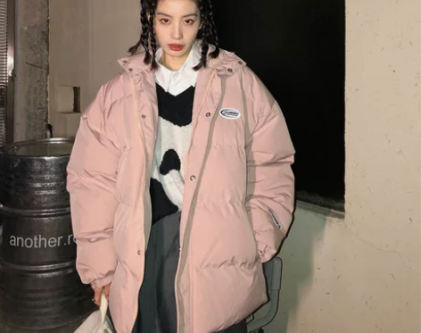 毕业出闲置,实物是很漂亮的湖蓝色,实拍图如...