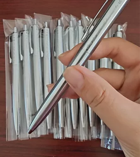 9元一支！2支包邮！全钢不锈钢中性笔！按动...