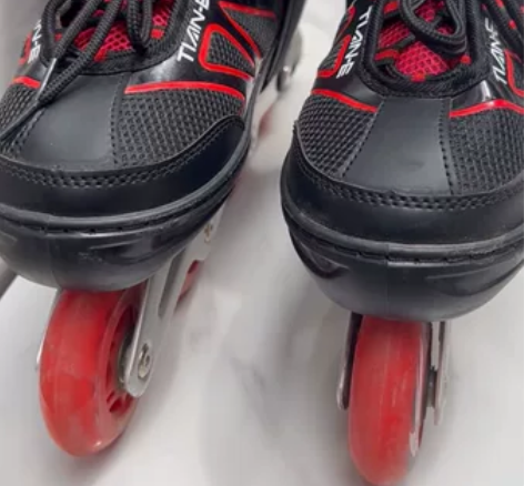 溜冰鞋成人专业轮滑鞋儿童全套装成年初学者大...