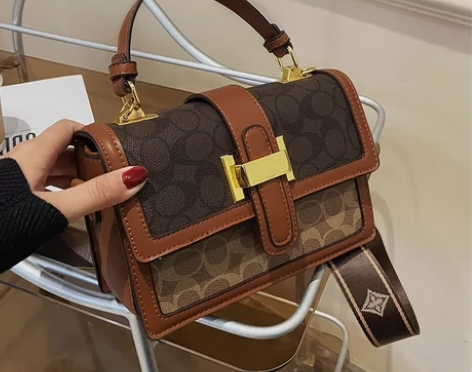 复古包包女2023新款潮小众单肩斜挎包百搭...