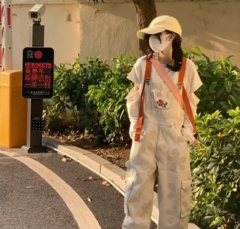 沈月同款法式桔梗奶fufu设计感工装背带裤...