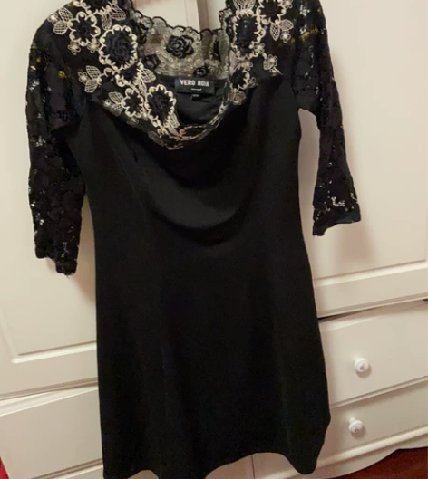 黑色一字肩蕾丝裙 感兴趣的话点“我想要”和...