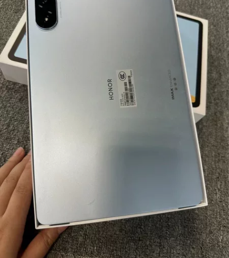 荣耀V8pro ,8+256G,12.1寸...