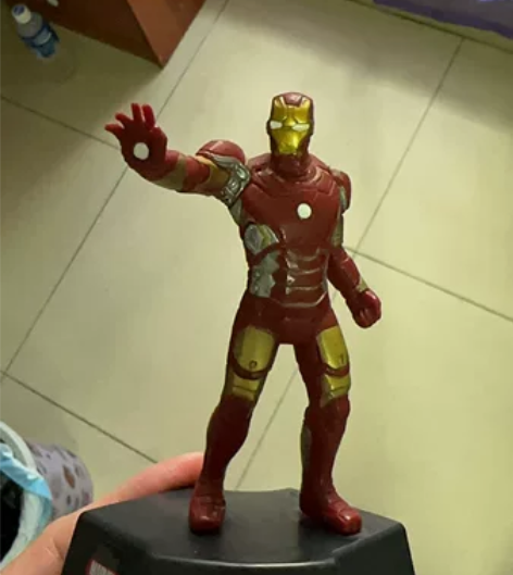闲着没事出个漫威钢铁侠装饰摆件。 声明，这...