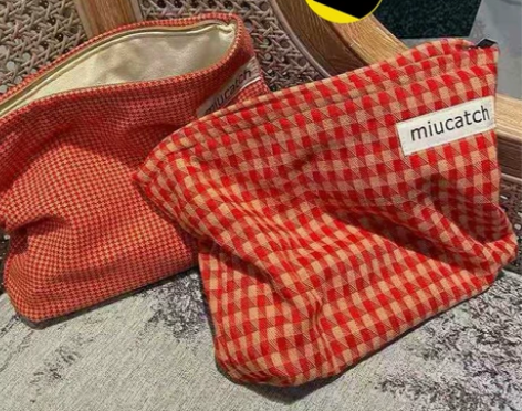 【全新捡漏】10.8元一个包邮大容量化妆包...