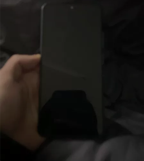 红米k40。 6?128换手机了。 加充...