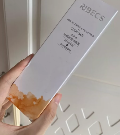 伊贝诗 洁面乳 全新未拆封 旗舰店购买 因...