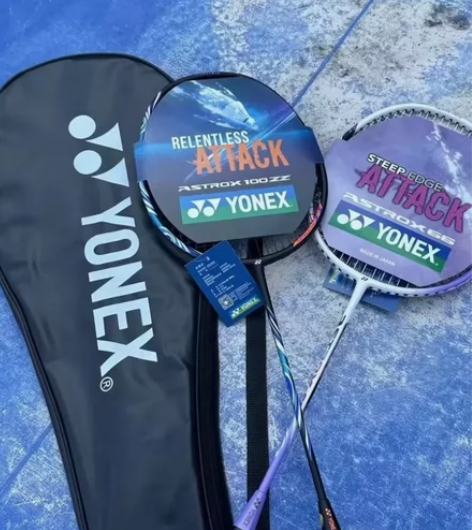 全新个人闲置转让全新原价799的碳素羽毛球...