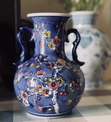 有点年代的八十年代景德镇产的花瓶，高35公...