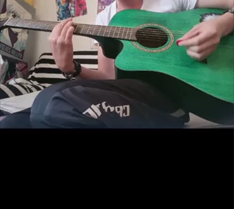 出视频里这把纯木雷克斯Rex吉他，41寸，...