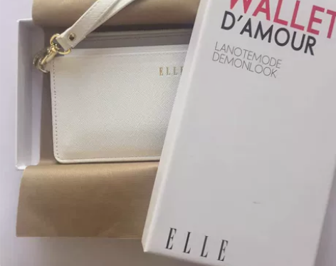ELLE 正品 手拿包女士钱包，全新未使用...