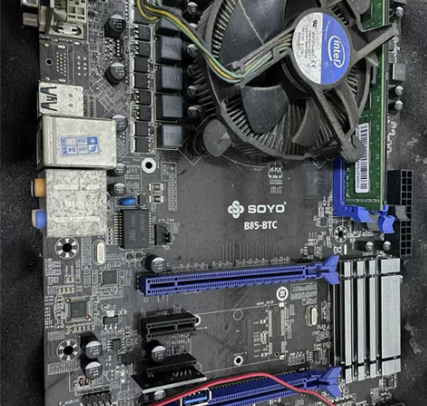 梅捷b85主板大板?cpu1820/184...