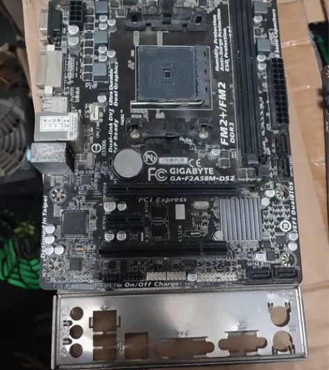 技嘉GA-F2A58M-ds2主板 ddr...