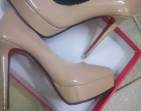 ?春秋欧美新款超高跟鞋防水台尖头单鞋细跟性...