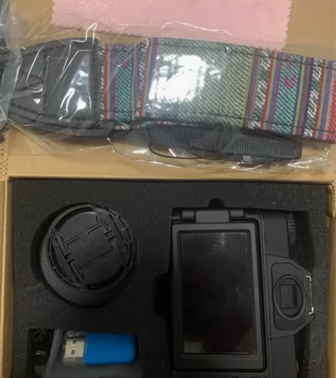 出闲置数码相机 原价495购买记录应该还在...