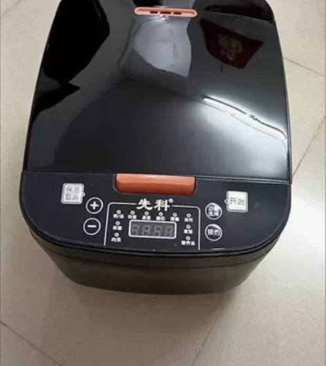 仓库搬迁便宜处理 先科老牌子电饭煲5L大容...