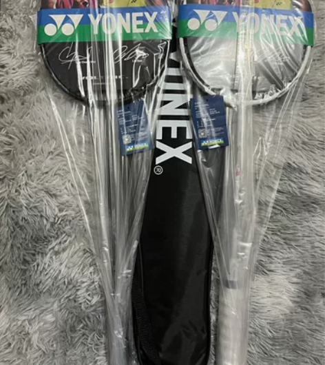 YONEX/尤尼克斯，羽毛球拍两支 全新标...