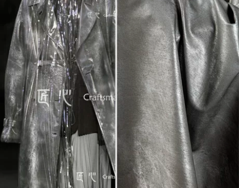 中灰色胶质牛仔斑驳微光皮革做旧再造挺括包包...