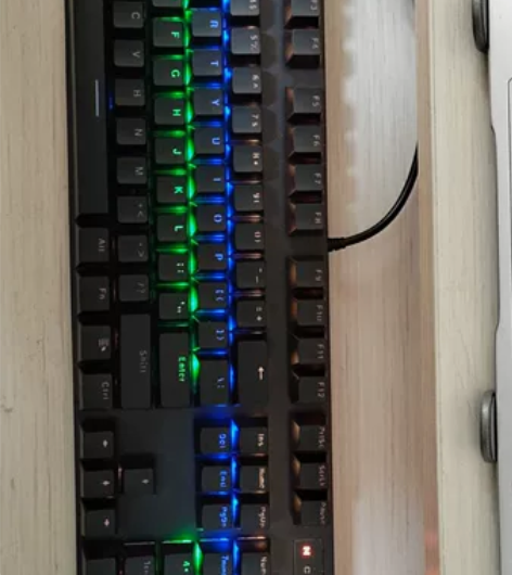 个人闲置雷柏v500pro红轴机械键盘，全...