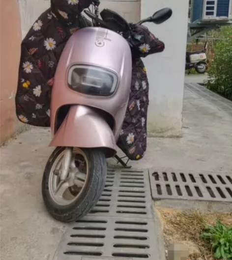 出售一辆自家用的电瓶车，价格便宜，日常用非...