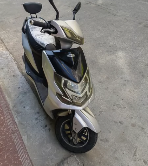 新日电动车出售，车况板正，电池今年新换的 ...