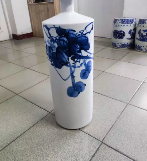 青花瓷 花瓶 景德镇款 又来一个爸爸带来的...