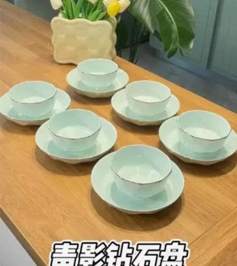 【工厂倒闭】剩下几十套精品碗碟套装,现半价...