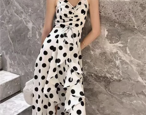 全新法式吊带裙复古白色连衣裙波点长裙沙滩裙...